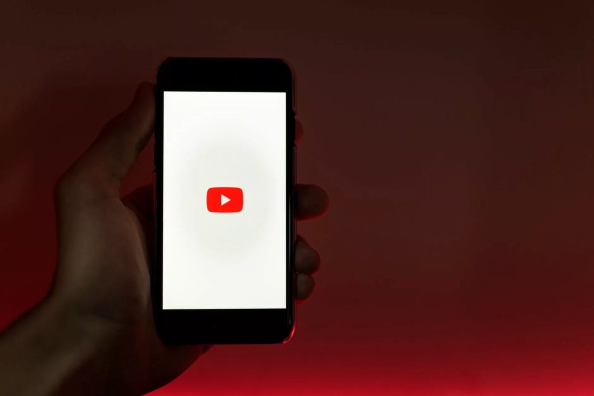 The best youtube channels to learn unity