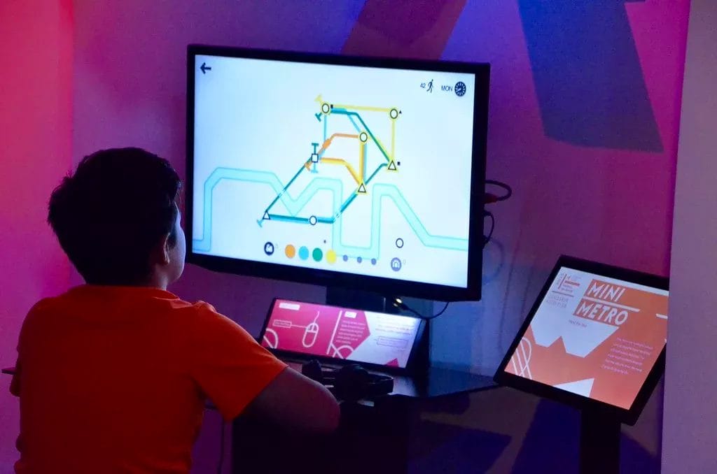 How can artists become Indie Game Developers - The Options for Creatives: Join a Team or Go Solo? Creatives looking to break into the industry receive a complete guide on how artists can become indie game developers.